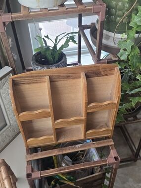 Wooden Spice Rack Shelf Organizer - Natural Wood